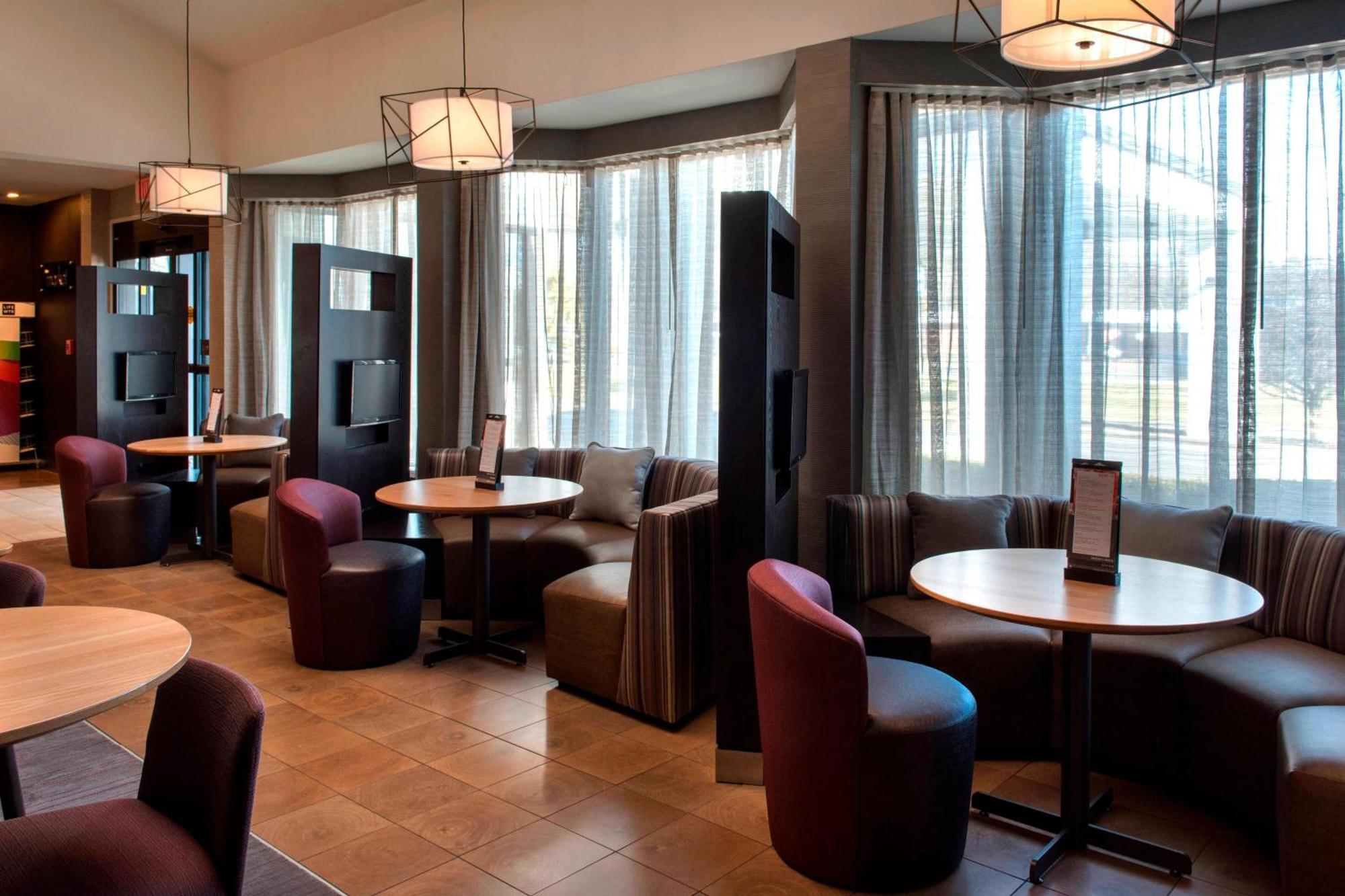 Courtyard By Marriott Poughkeepsie Otel Dış mekan fotoğraf